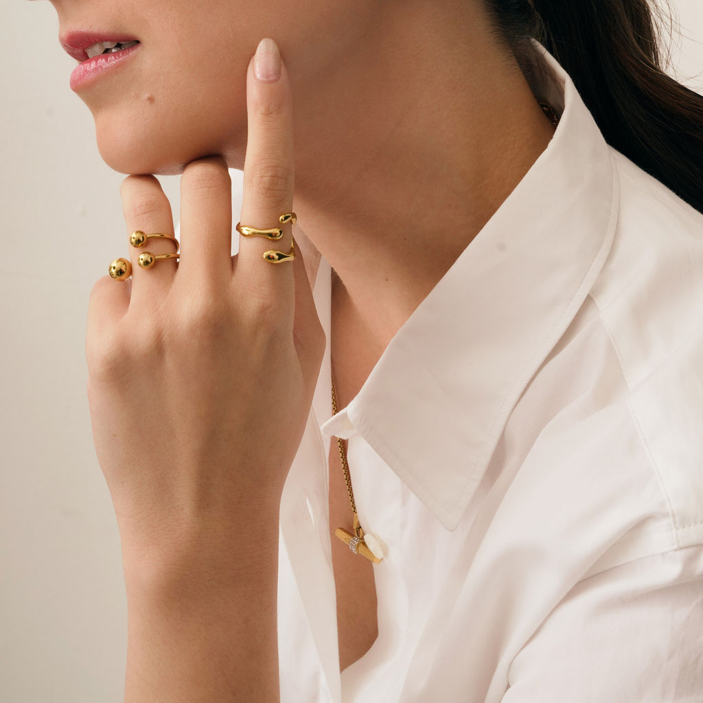 Ava Ring
