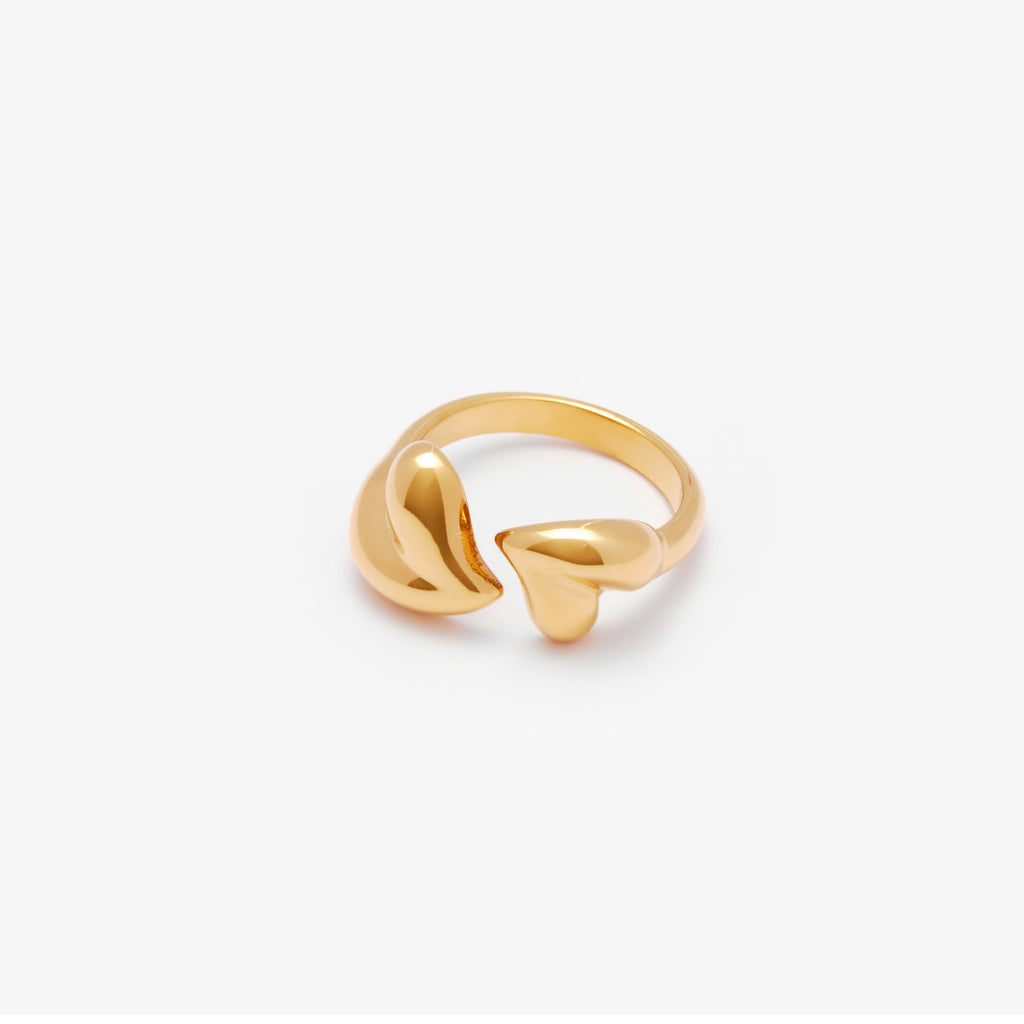 Daniella Ring