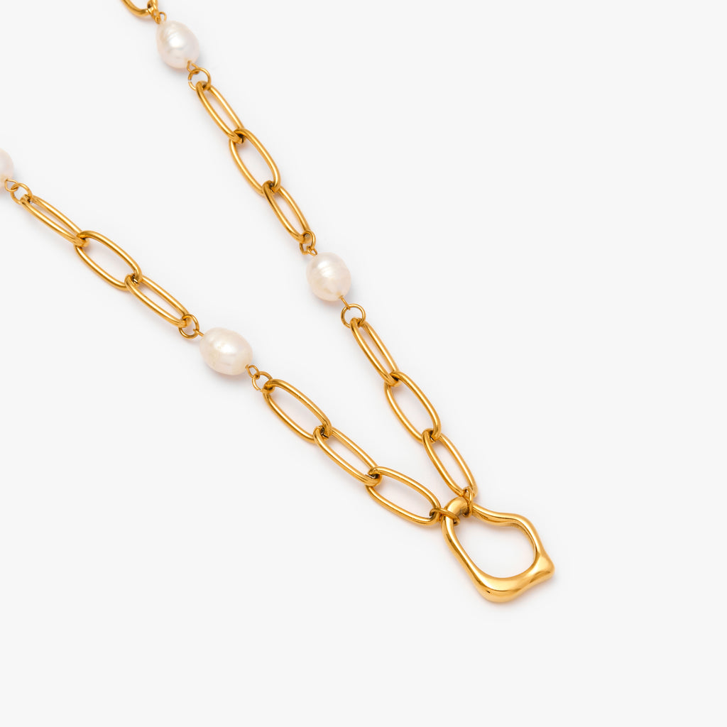Jada Necklace