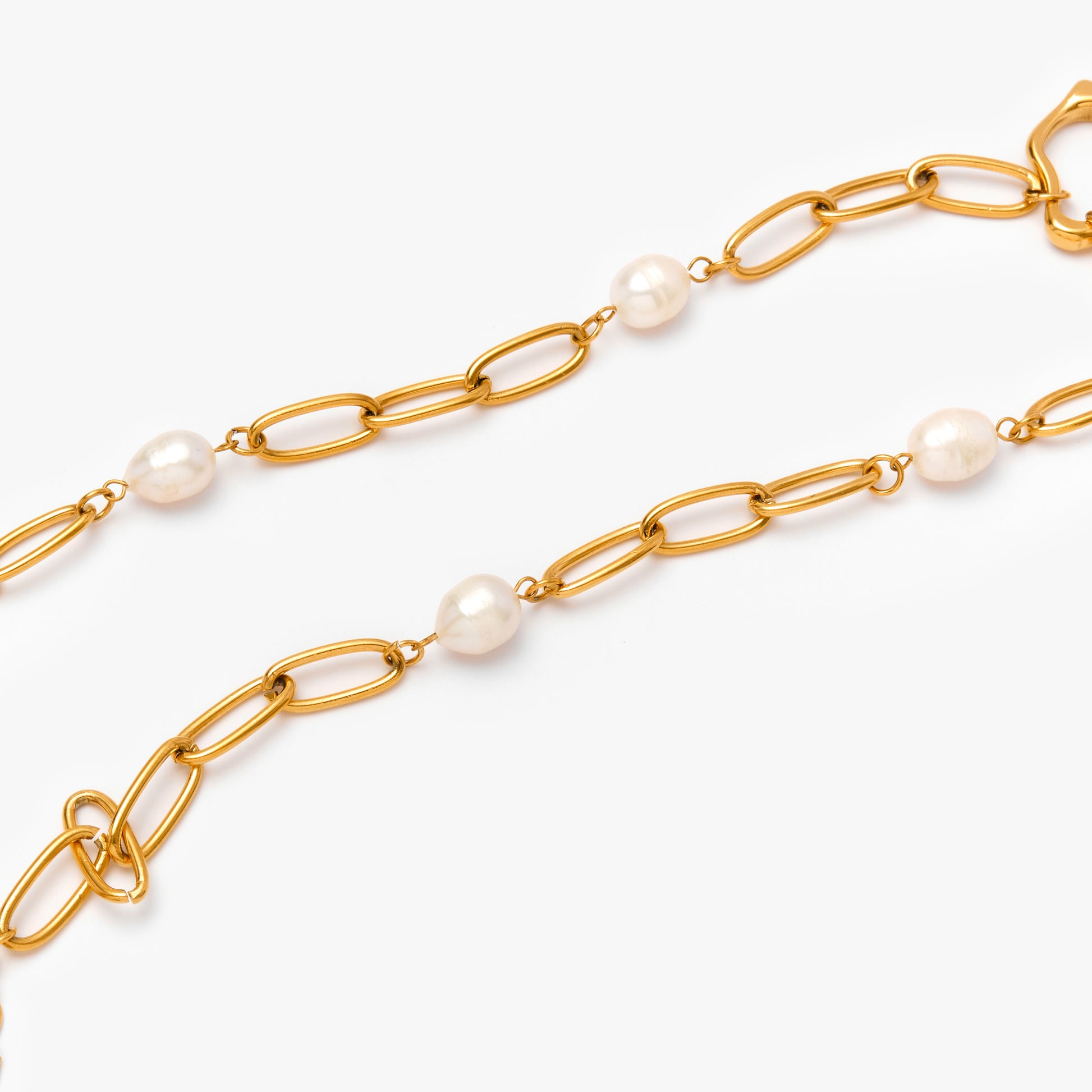 Jada Necklace