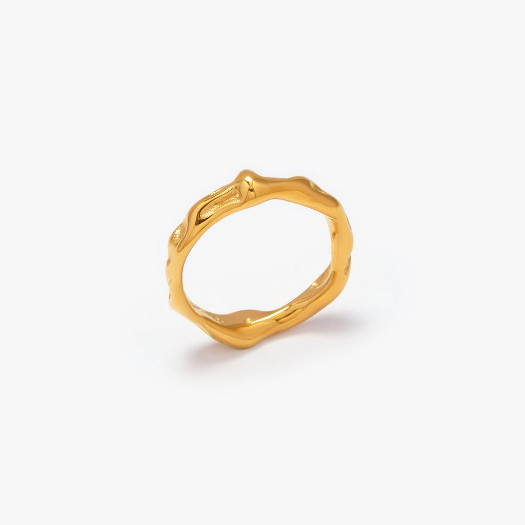 Roxy Ring